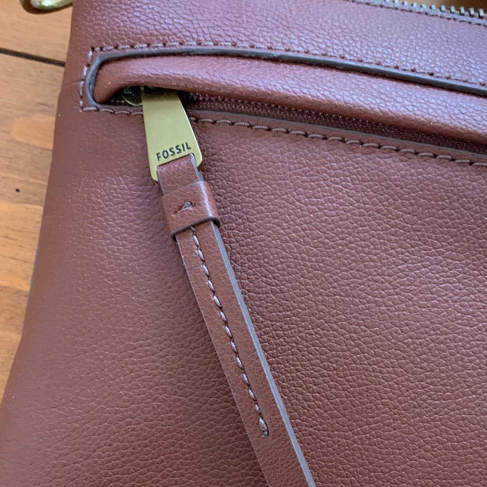 Fossil Brown Kiera Crossbody Bag - Picture 4 of 10